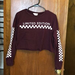 Maroon cropped shirt